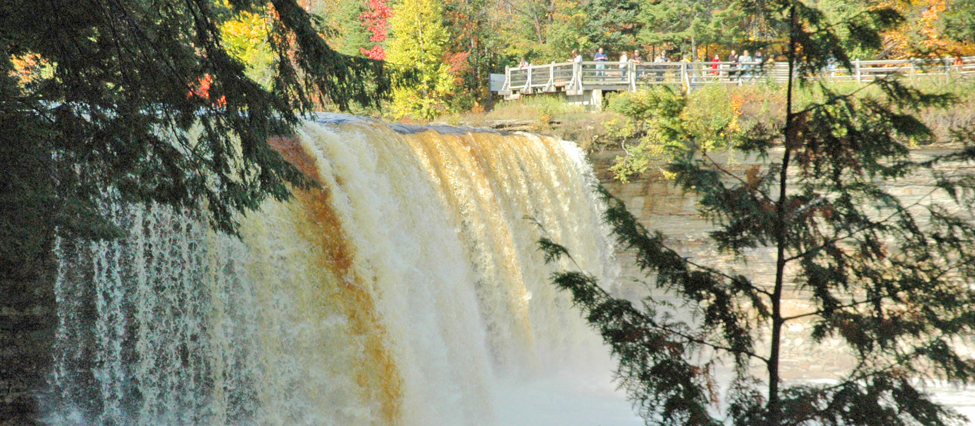 Upper Tahquamenon Falls